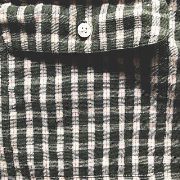 Old Navy men's regular fit button down plaid shirt - Picture 3 of 4
